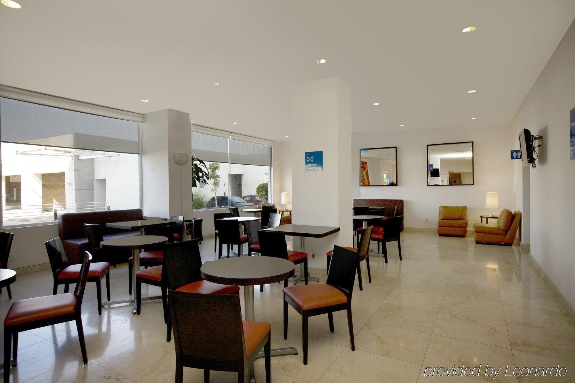 Hotel One Aguascalientes Sur Ristorante foto